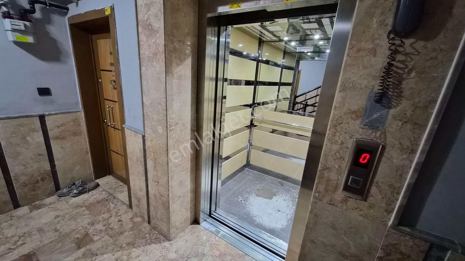 Kent Emlaktan Saimekadında Full Yapılı Asansörlü 2. Katta 3+1 Kiralık Daire - Görsel 24