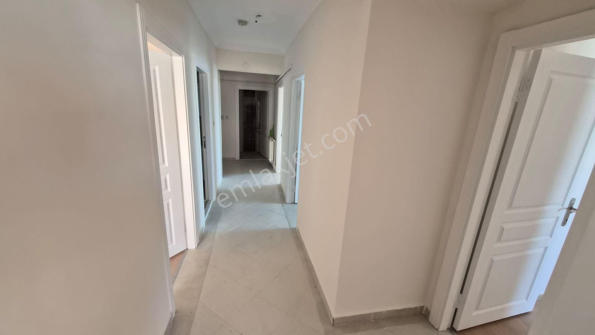 Kent Emlaktan Saimekadında Full Yapılı Asansörlü 2. Katta 3+1 Kiralık Daire - Görsel 18