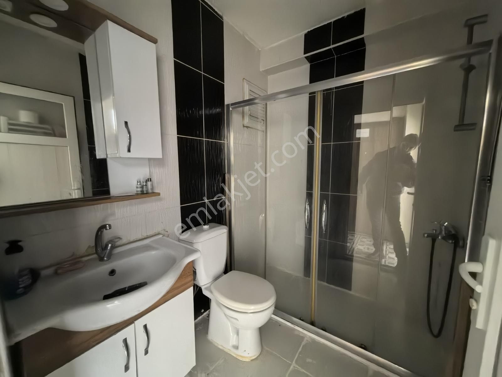 Metroya Yürüme Mesafesinde Amerikan Mutfaklı 2+1 Kiralık Daire.. - Görsel 5