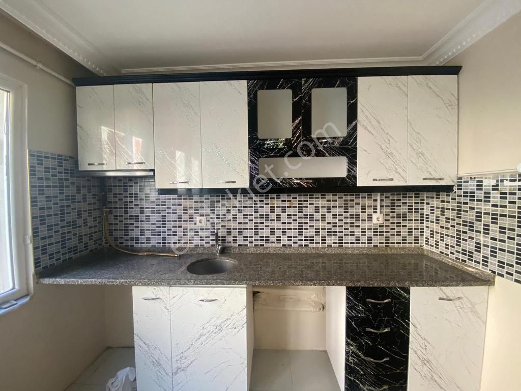 Metroya Yürüme Mesafesinde Amerikan Mutfaklı 2+1 Kiralık Daire.. - Görsel 14