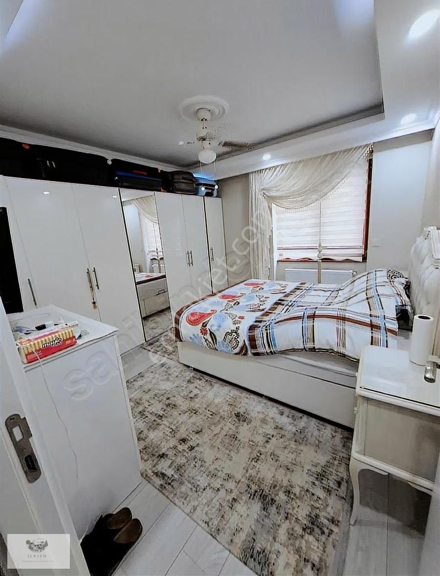 Adnan Kahveci Bulvarında Çok Geniş 2+1 Kat 1 Kapalı Otoparklı - Görsel 3