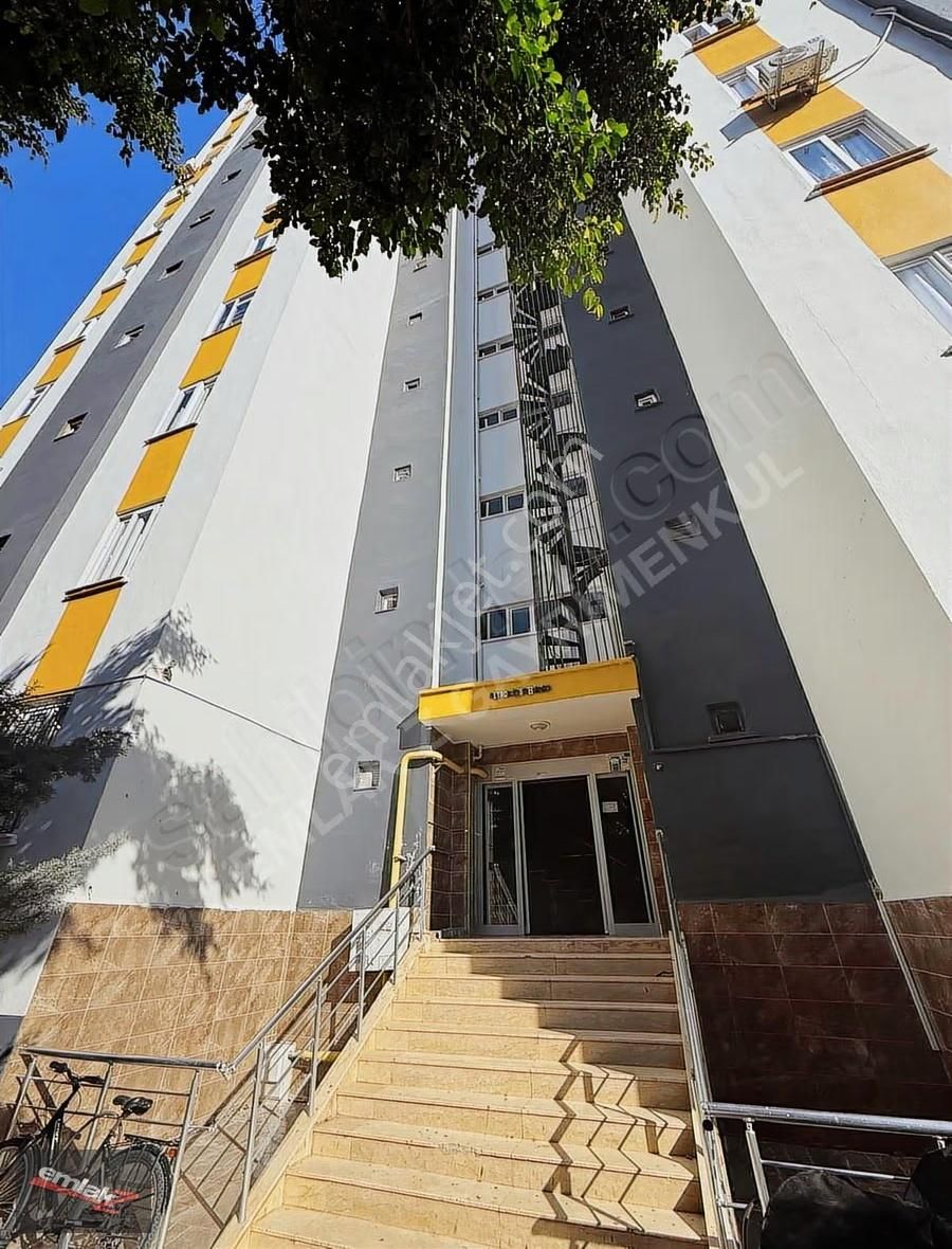 Batıkent'te Satılık 3+1 Daire, 135m²,site İçinde,kiracılı Fırsat - Görsel 2