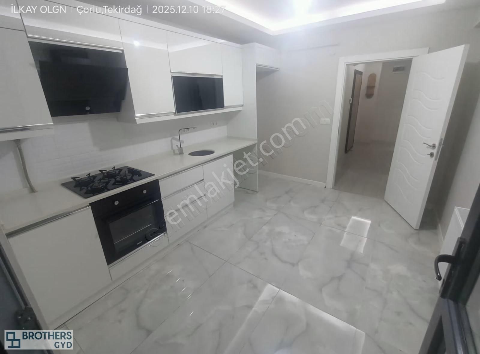 Brothersdan Kazımiye Mah. Arakat İskanlı 115m2 Kiralık Daire