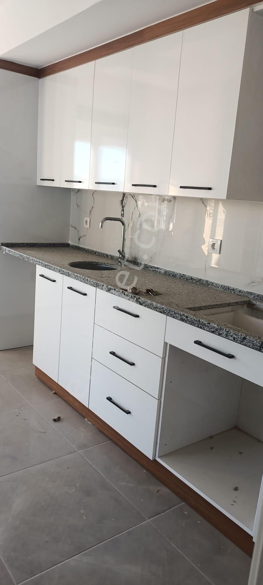 Antalya Kumluca Da Kiralık 2+1 Daire. Temeleğitim Mahallesinde - Görsel 23