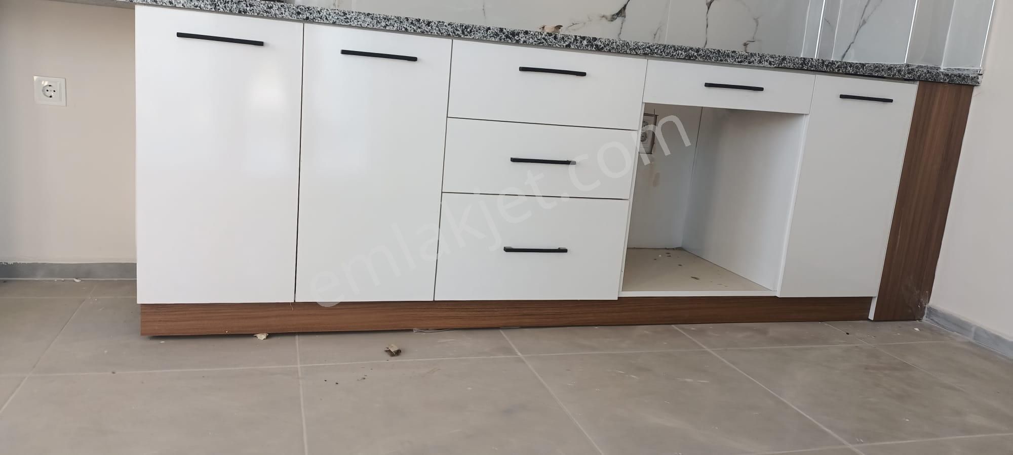 Antalya Kumluca Da Kiralık 2+1 Daire. Temeleğitim Mahallesinde - Görsel 20