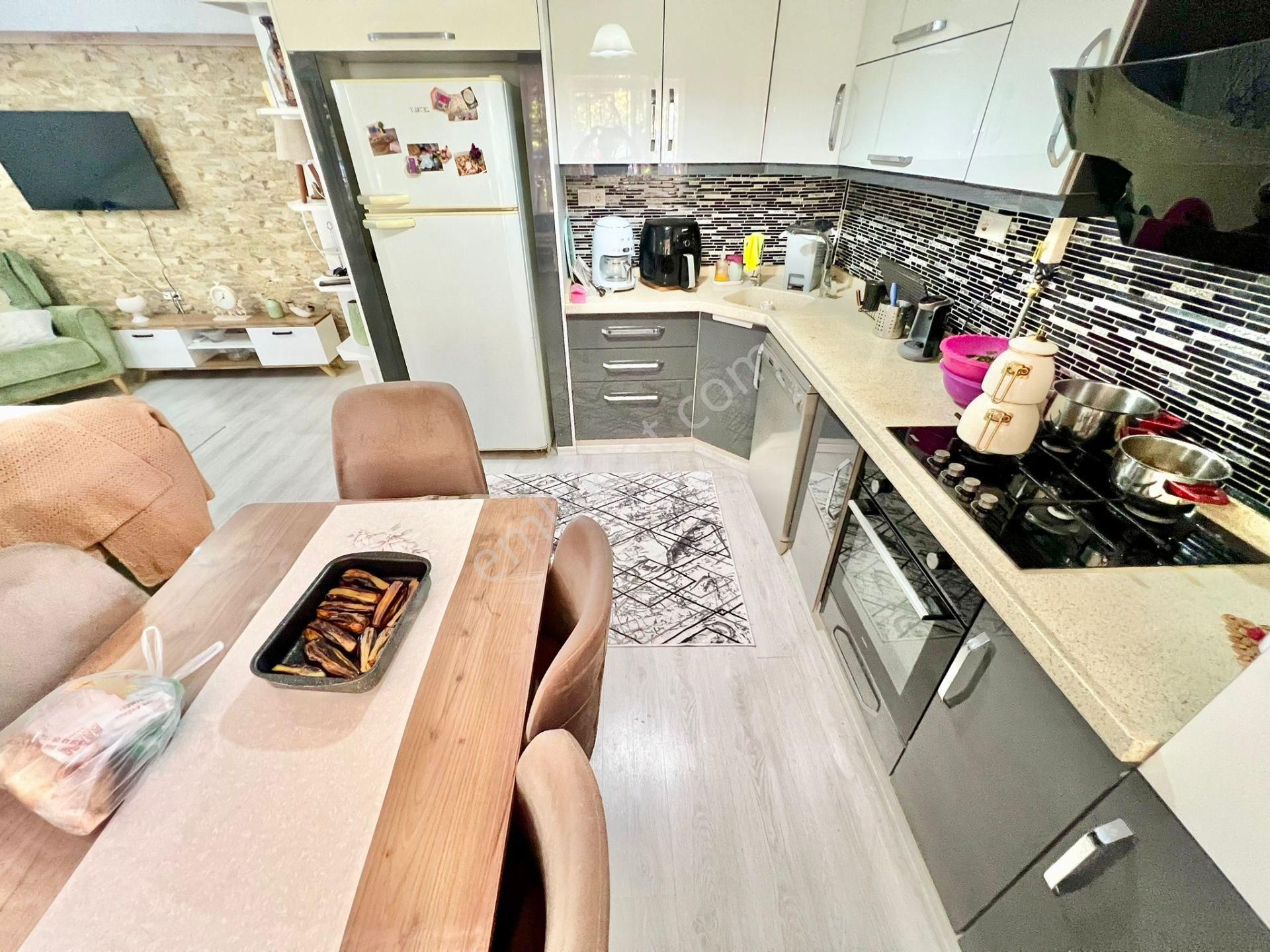 ꧁ay Emlaktan꧂altınkum'da Denize 100 Mt Müstakil Tadında Bahçe Kullanımlı Ön Cephe Satılık 1+1 Daire - Görsel 9