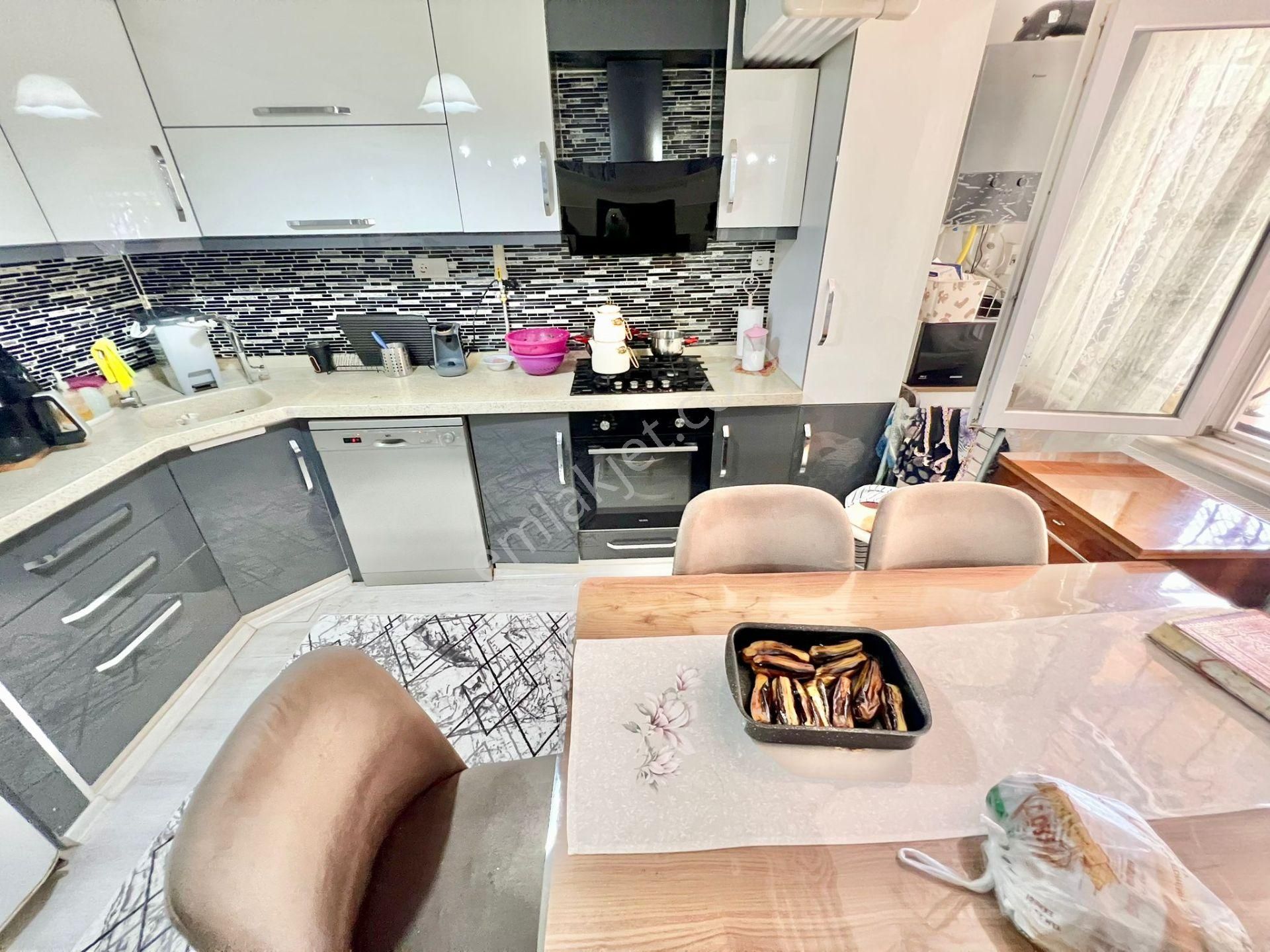 ꧁ay Emlaktan꧂altınkum'da Denize 100 Mt Müstakil Tadında Bahçe Kullanımlı Ön Cephe Satılık 1+1 Daire - Görsel 7