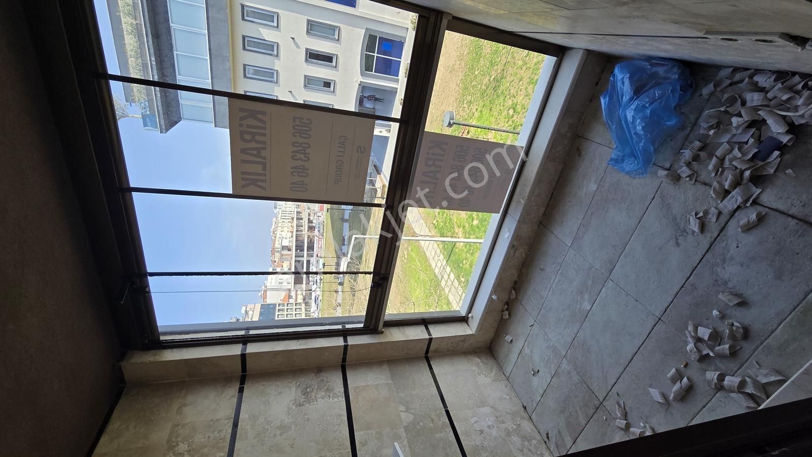 Kuşadası Sahile 50mt Manzaralı 2+1 Boş Devamlı Kiralık Arakat - Görsel 22