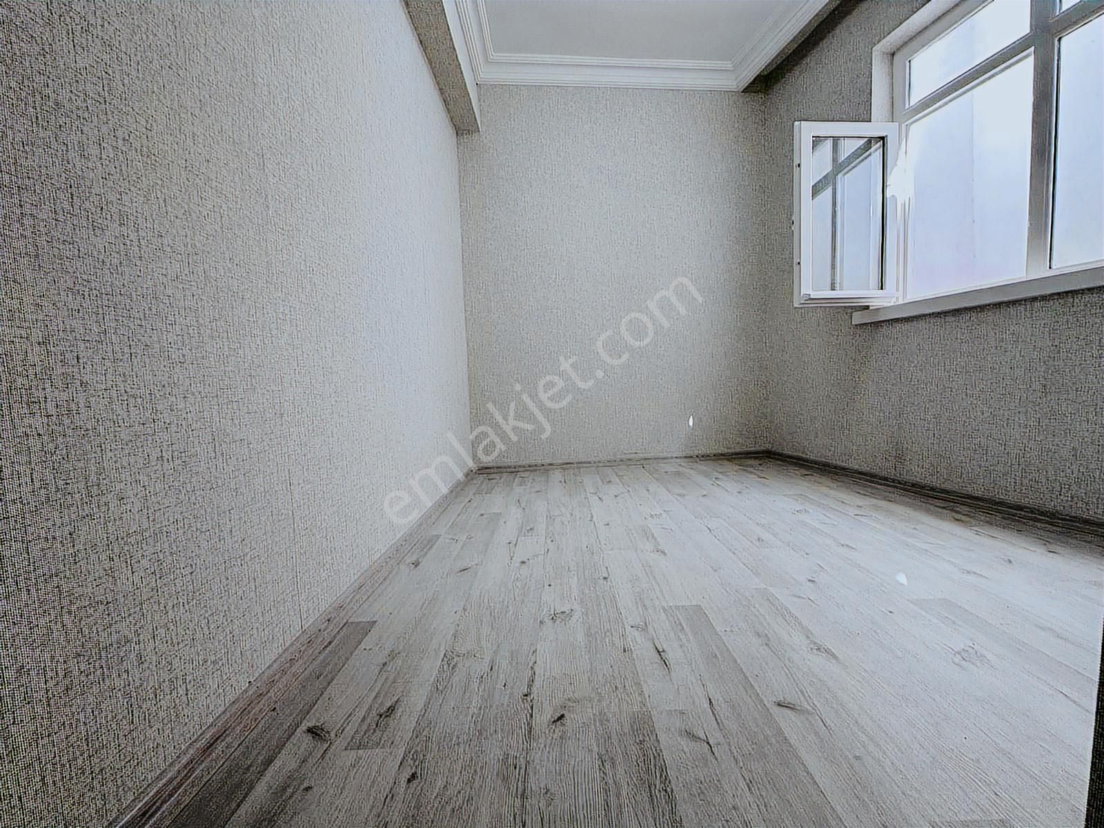 Dutluk Metro Yakını 2+1 Yapılı Giriş Kat Kiralık Daire - Görsel 13