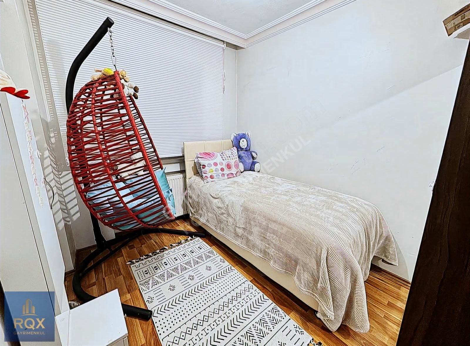 Topçu Mahallesinde Ön Cephe Ara Kat Masrafsız 3+1 Fırsat Daire - Görsel 12