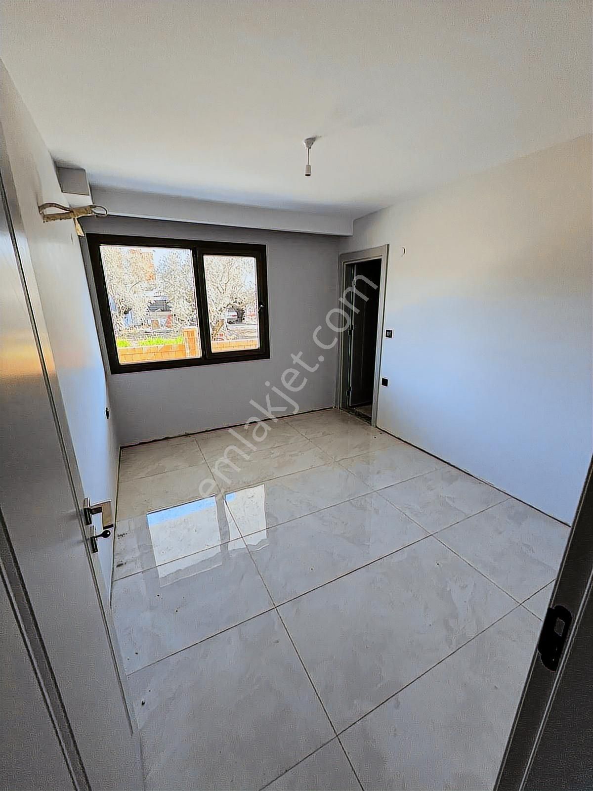 Bayırda Kapalı Mutfak Kiralık 3+1 Daire - Görsel 11