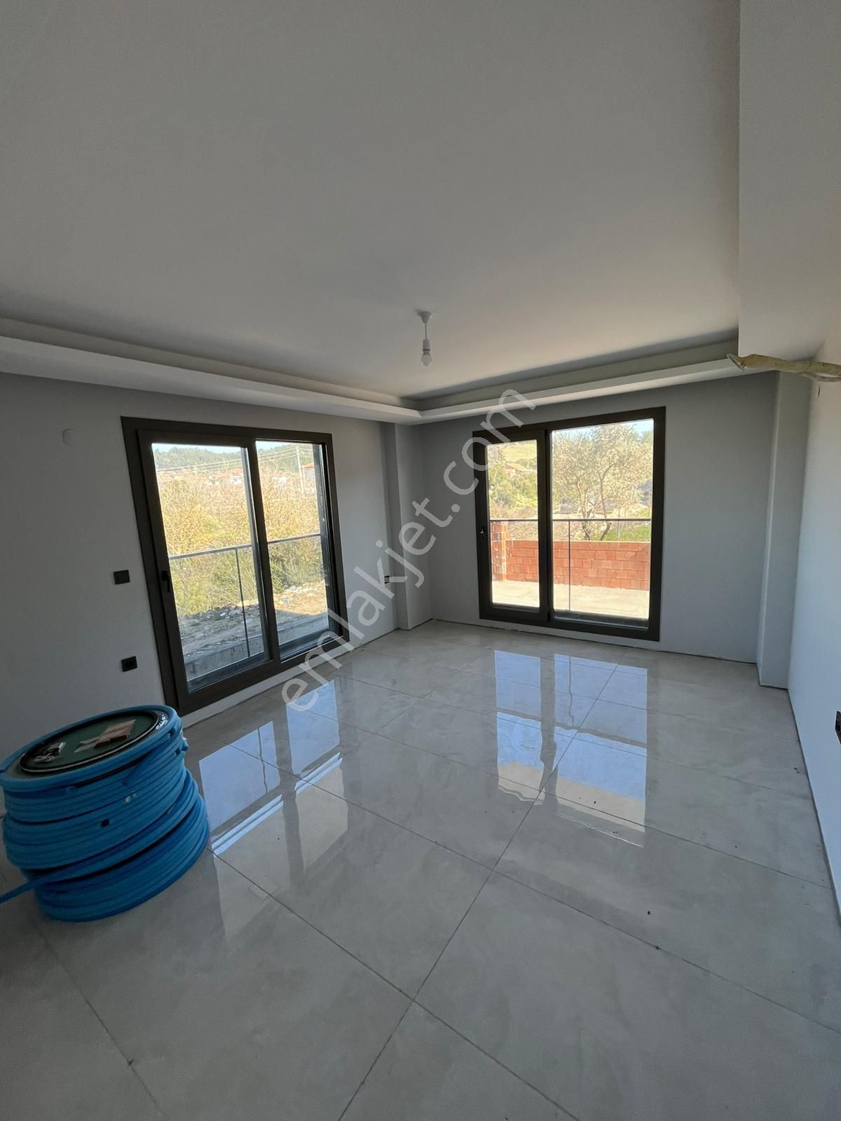 Bayırda Kapalı Mutfak Kiralık 3+1 Daire - Görsel 5