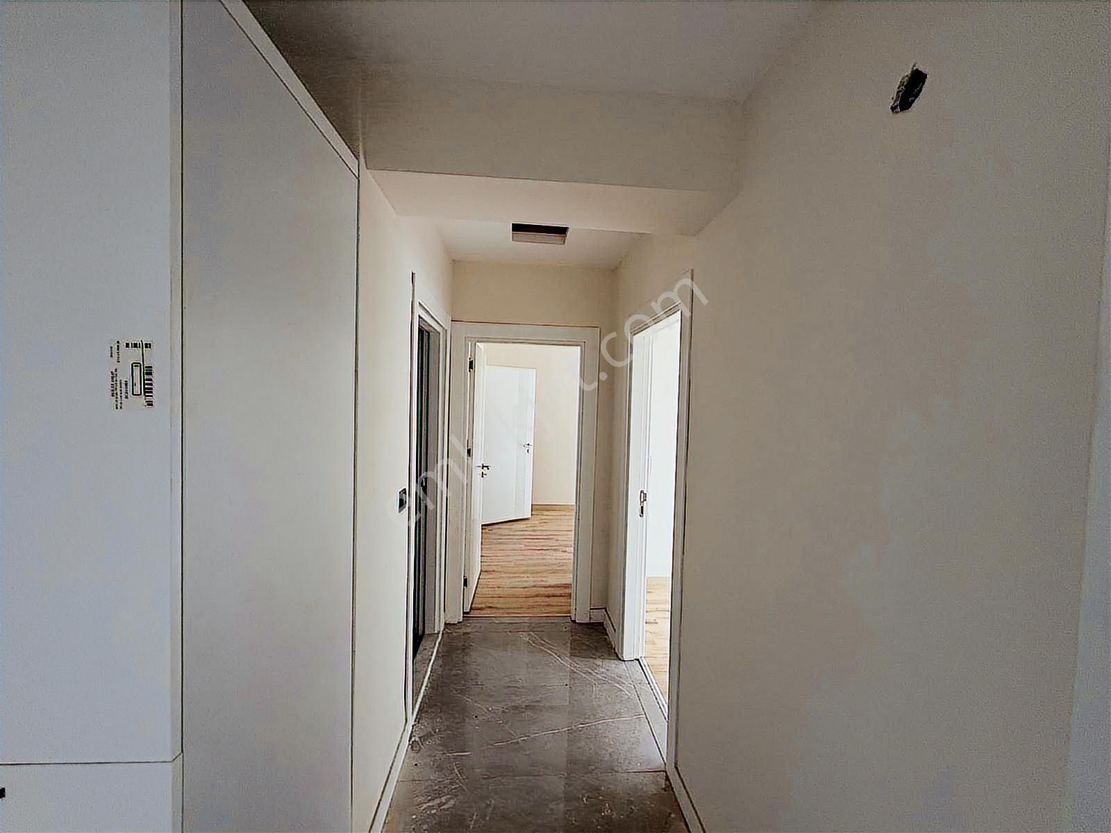 Bayraklı Manavkuyu Satılık 2+1 Daire Cadde Üstü - Görsel 21