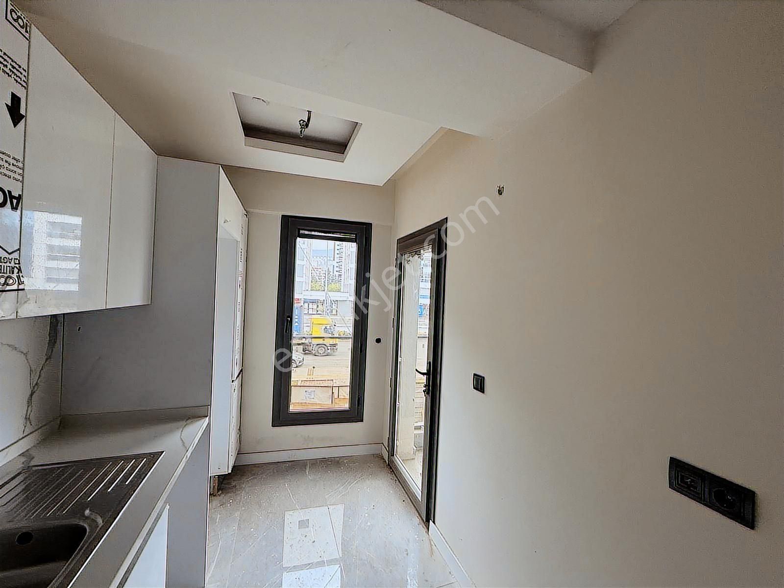 Bayraklı Manavkuyu Satılık 2+1 Daire Cadde Üstü - Görsel 13