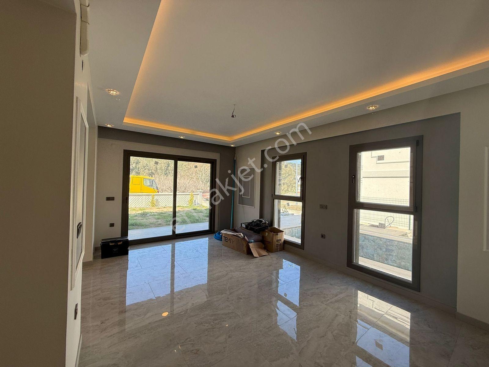 Hayalim Bahçe Villalarında Lüks Özel Havuzlu 4+1 Satılık Villa - Görsel 16