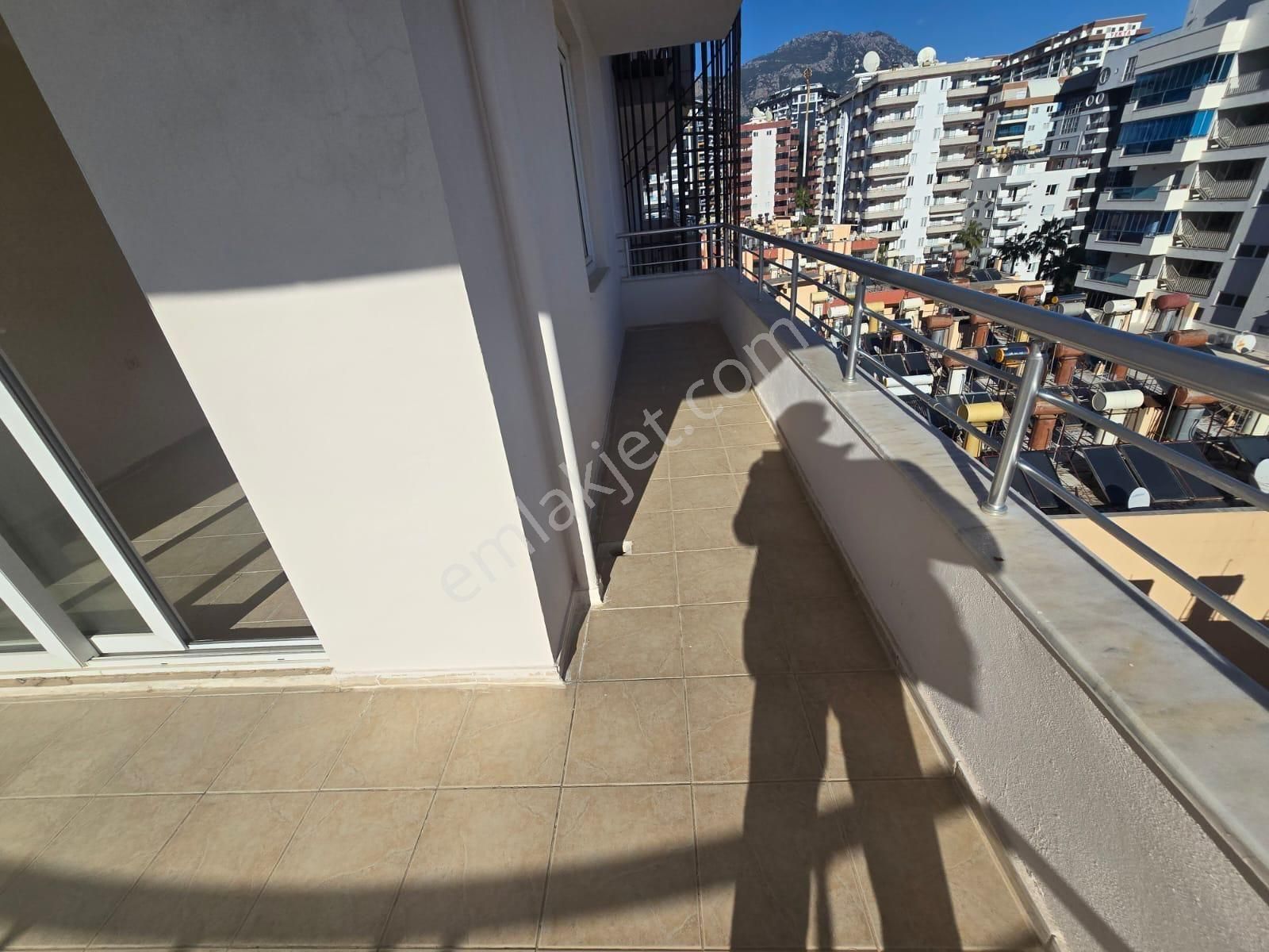 Tam Merkezi Konumda Mahmutlarda 2+1 - Görsel 21