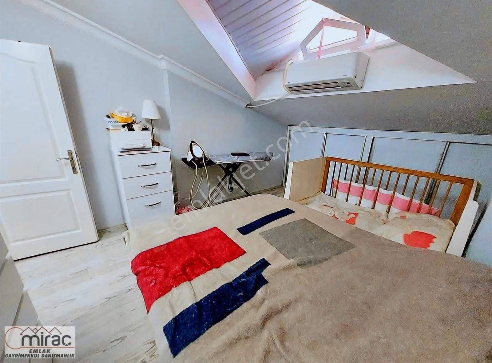 Kavaklı Mahallesinde Merkezi Konumda 4+1 Emsalsiz Dubleks - Görsel 16