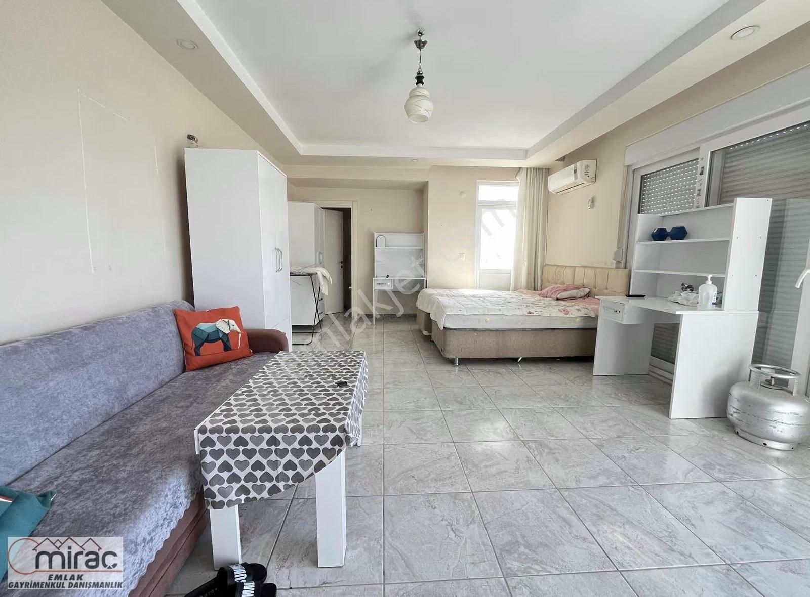 Emek Mahallesinde Temiz Ve Ferah Geniş 1+0 Eşyalı Daire - Görsel 6