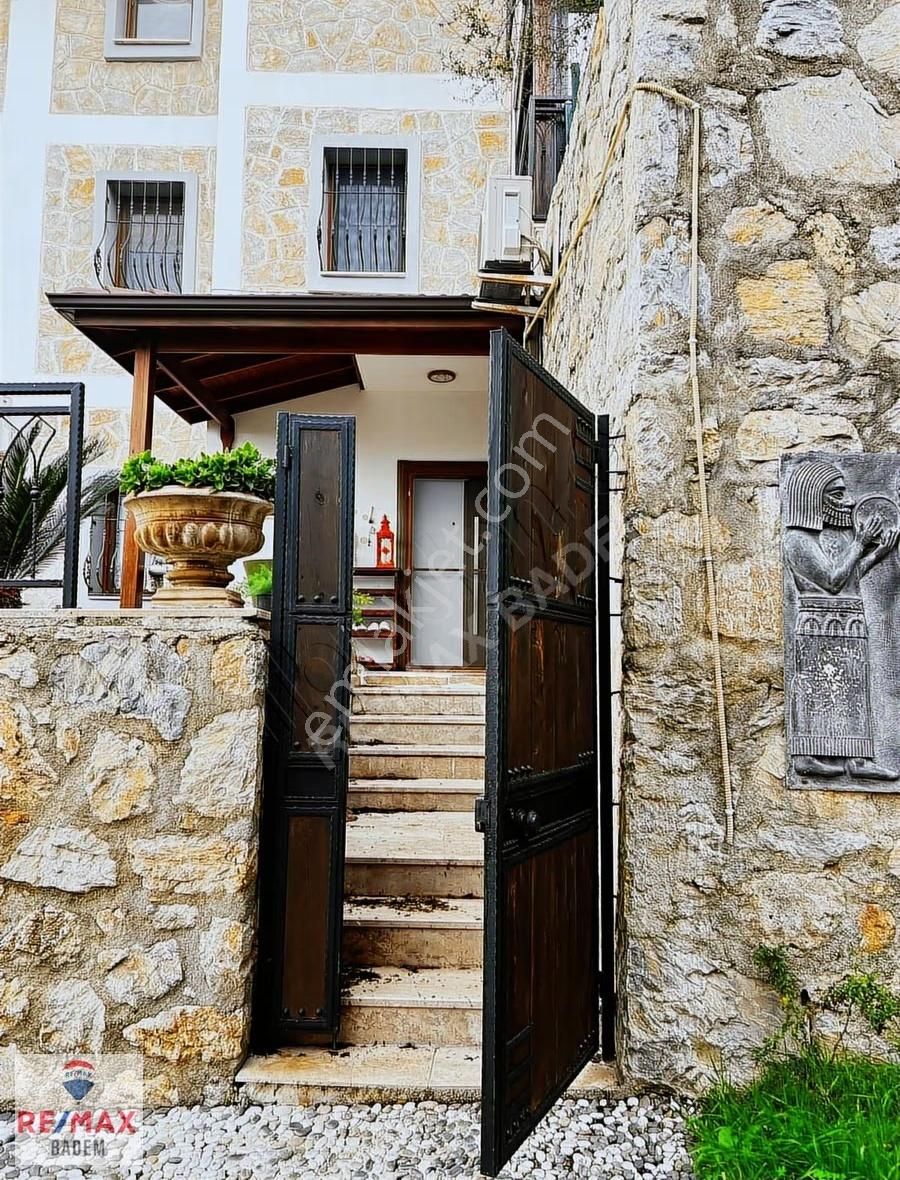 Datçada Bahçelı Huzurlu Yaşam | Eşyalı 3+1 Kıralık Konut