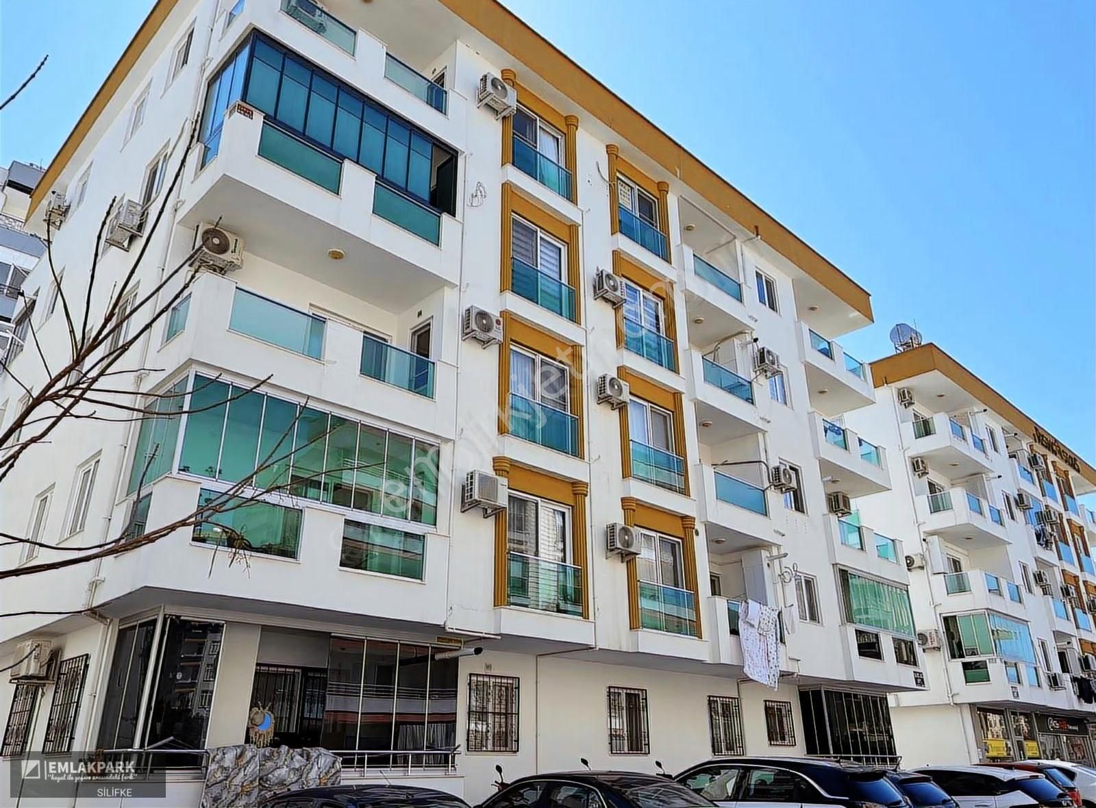 Emlakparkdan Gazi Mah. Satılık 2+1 Daire Krediye Uygun