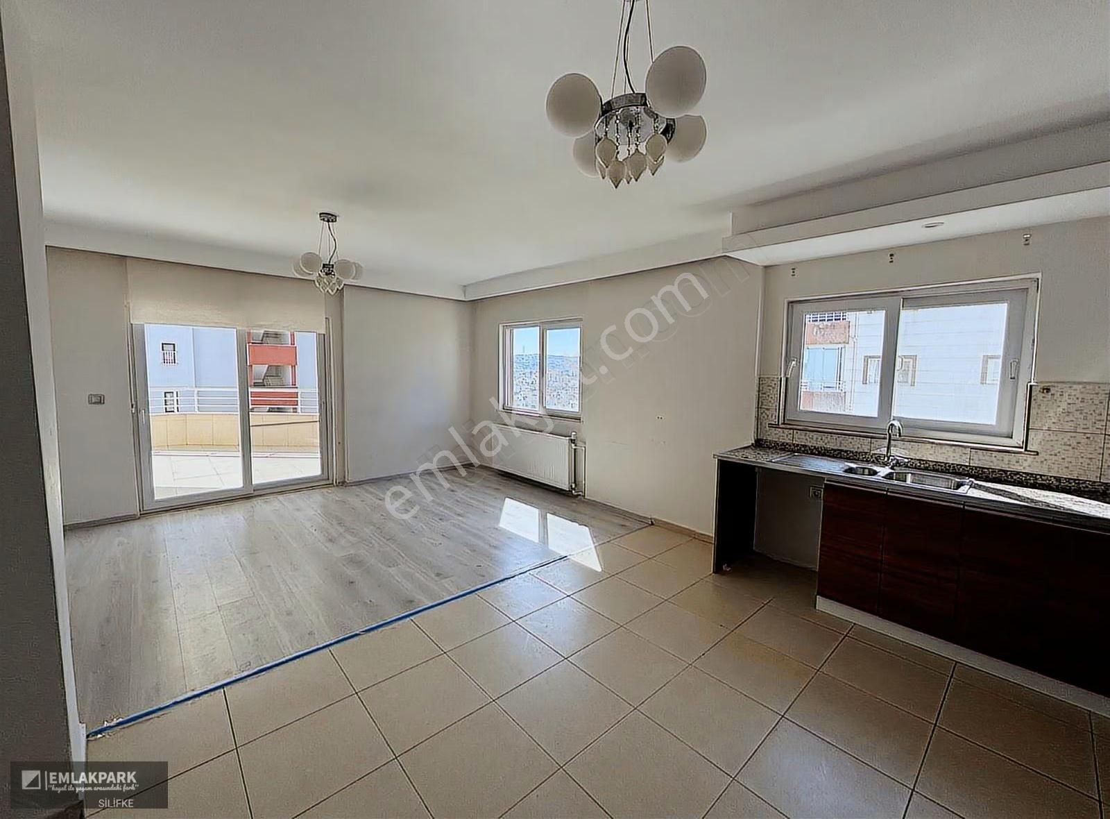 Emlakparkdan Sarıcalarda Havuzlu Site İçinde 4+1 Geniş Daire - Görsel 7