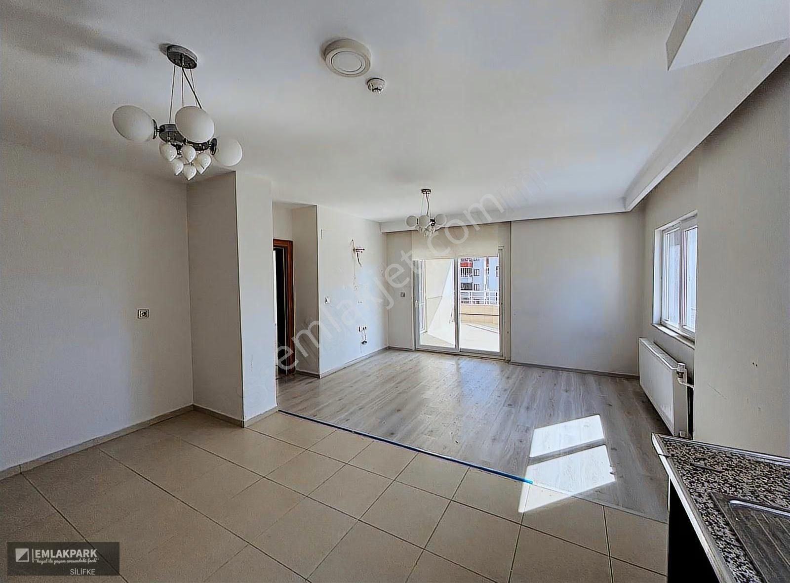 Emlakparkdan Sarıcalarda Havuzlu Site İçinde 4+1 Geniş Daire - Görsel 9