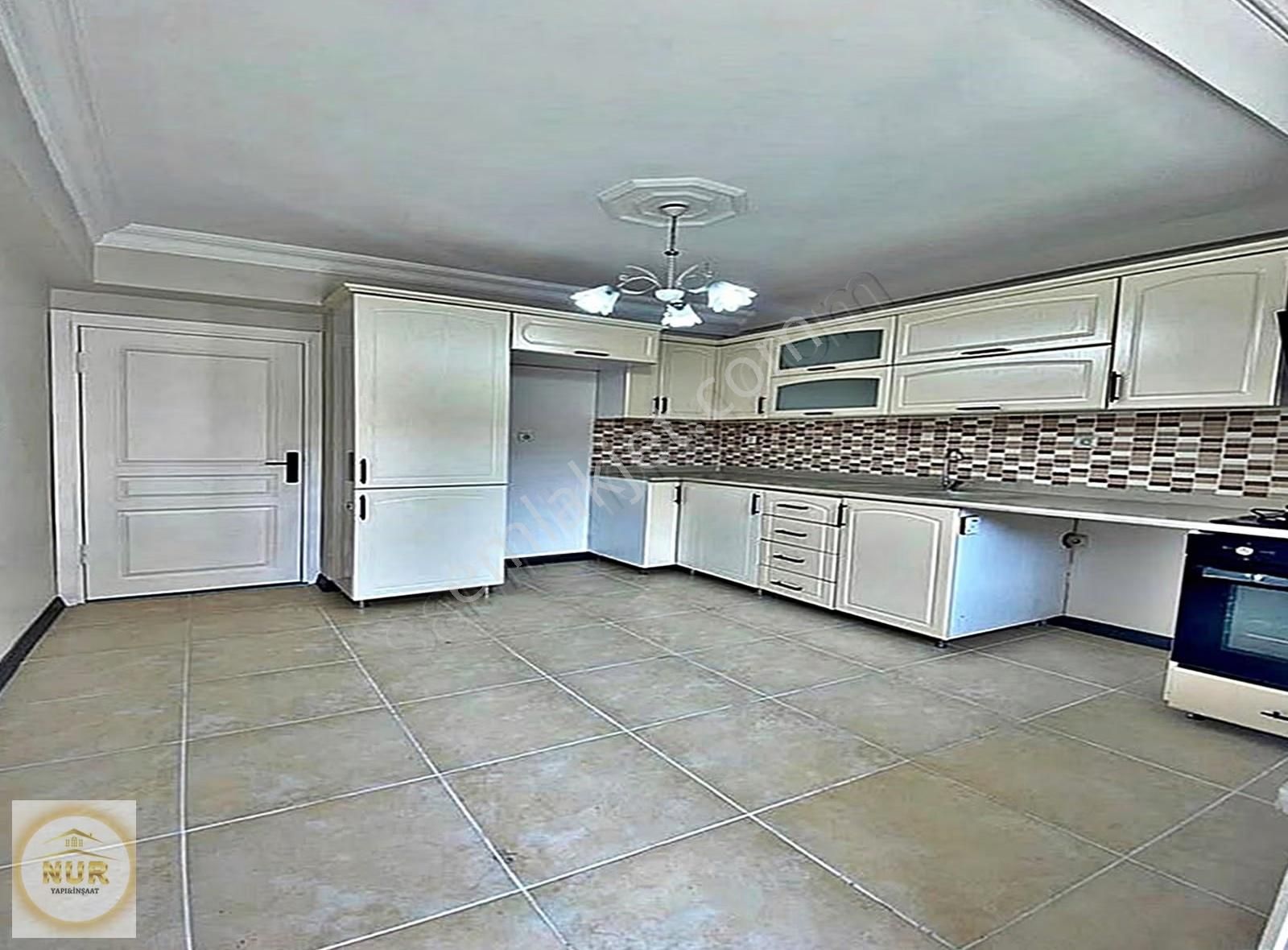 Nur Yapı'dan Esenyurt Meydana Yakın 2+1 Masrafsız Satılık Arakat - Görsel 26