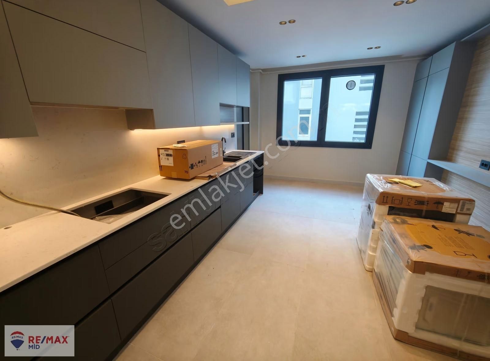 Remax Mid 'den Bandırma Caddesi Satılık 3+1 Lüks Ara Kat Daire - Görsel 6