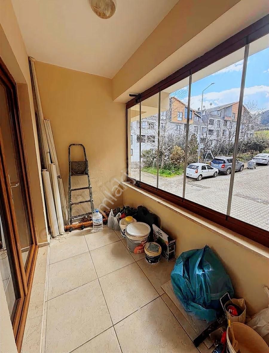 Nilüfer Üçevlerde Kiralık 4+2 Geniş Dubleks Daire