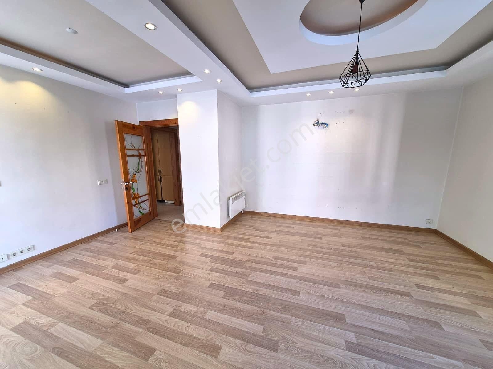 Alanya Güller Pınarı Mahallesi’nde Kiralık Geniş 1+1 Ayrı Mutfak Daire - Görsel 5