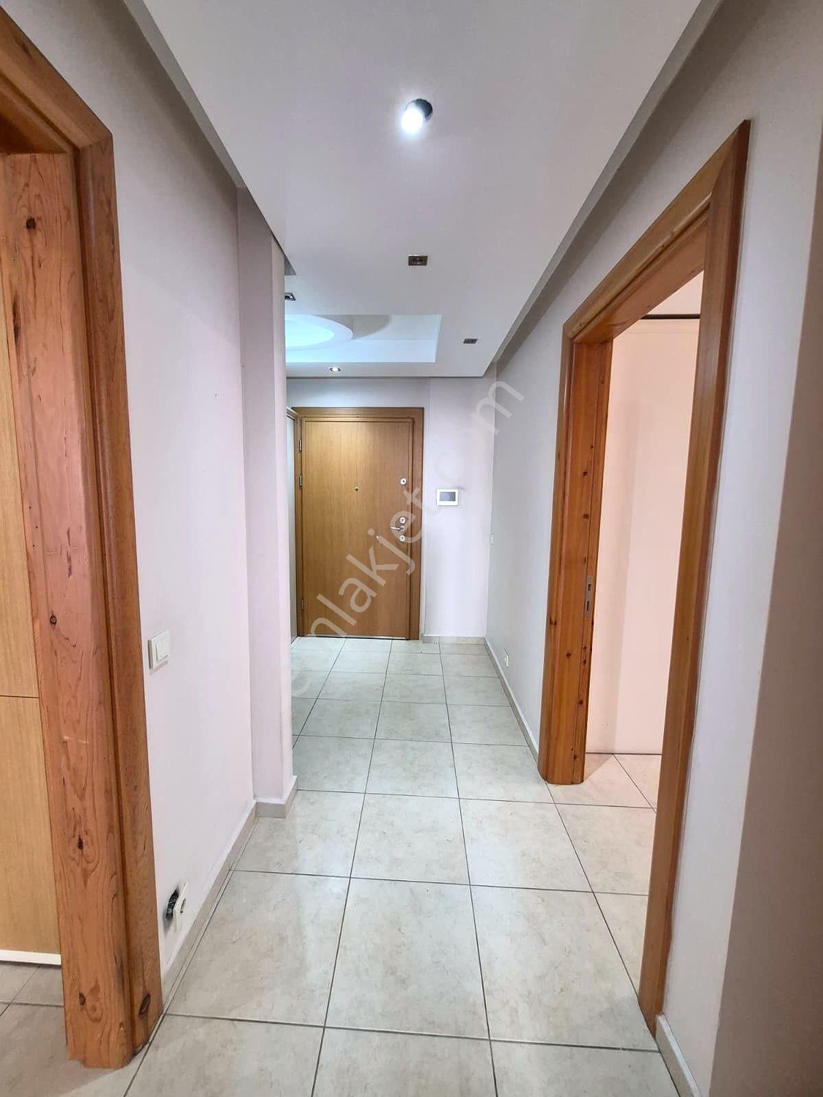 Alanya Güller Pınarı Mahallesi’nde Kiralık Geniş 1+1 Ayrı Mutfak Daire - Görsel 16