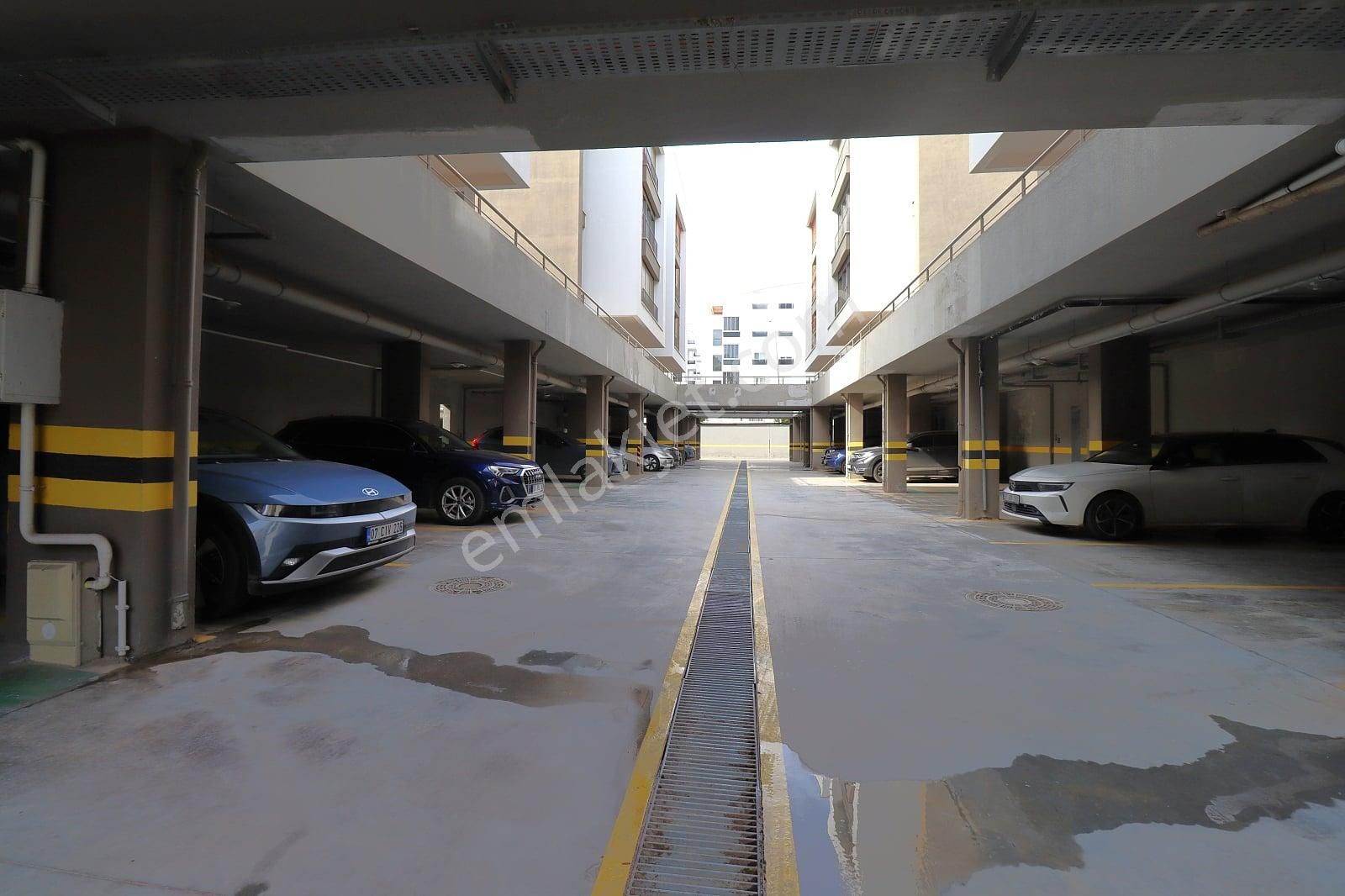 Konyaaltı Uncalı'da Kapalı Otoparklı Ve Güvenlikli Sitede Daire - Görsel 2