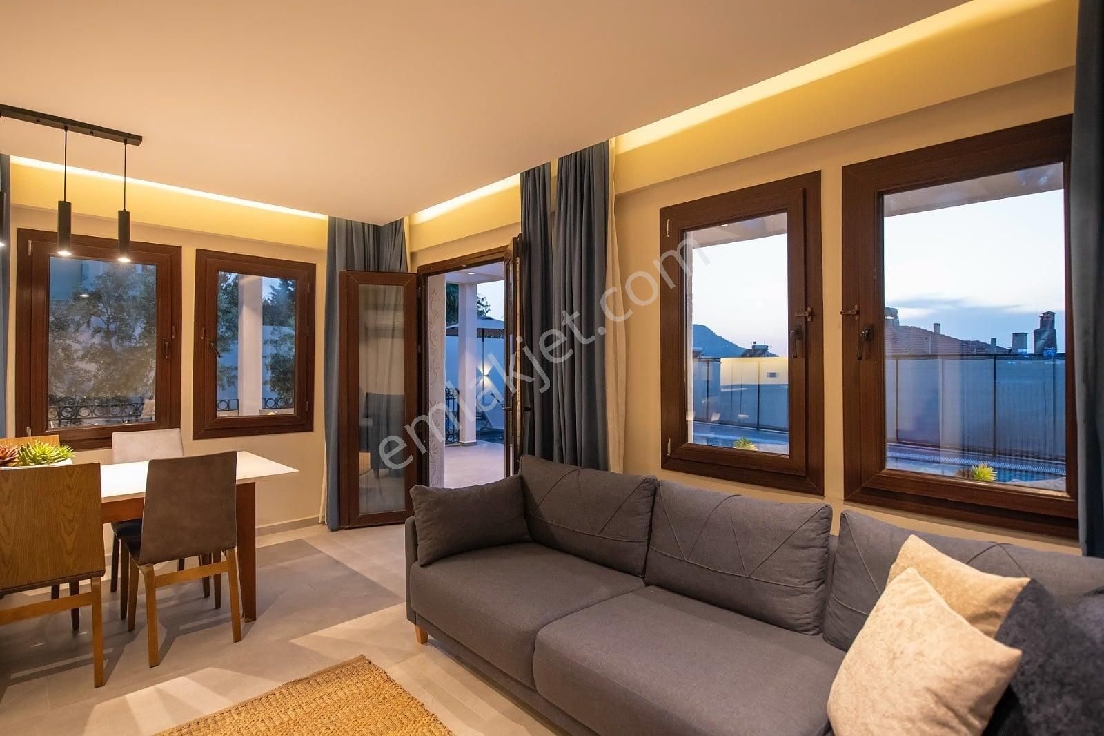 Fethiye Ölüdeniz'de Dağ Ve Orman Manzaralı 4+1 Villalar - Görsel 7