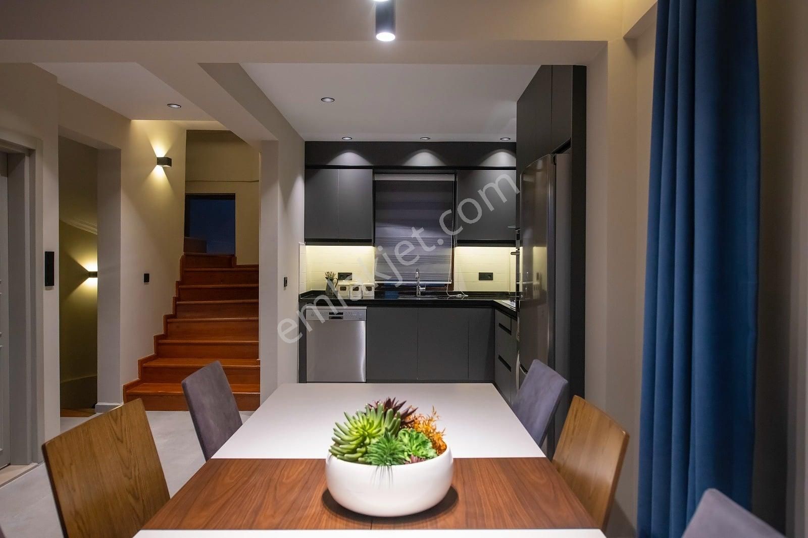 Fethiye Ölüdeniz'de Dağ Ve Orman Manzaralı 4+1 Villalar - Görsel 14