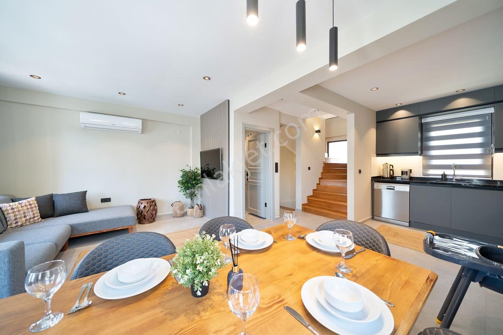 Fethiye Ölüdeniz'de Dağ Ve Orman Manzaralı 4+1 Villalar - Görsel 9