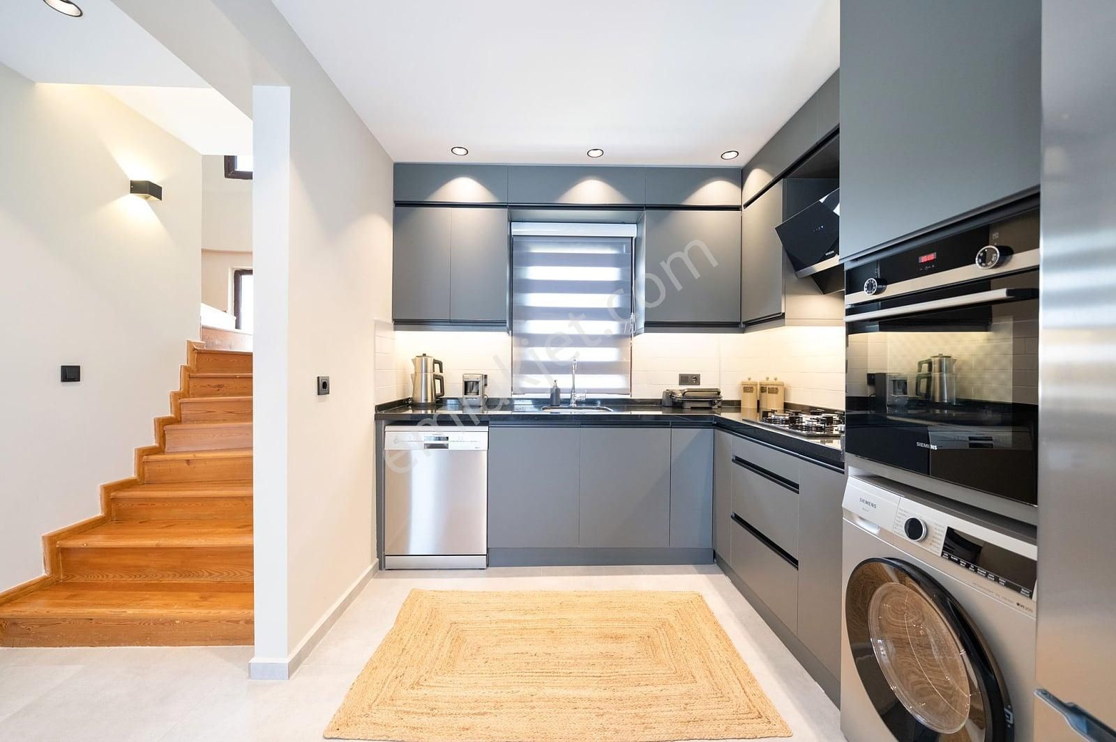 Fethiye Ölüdeniz'de Dağ Ve Orman Manzaralı 4+1 Villalar - Görsel 12