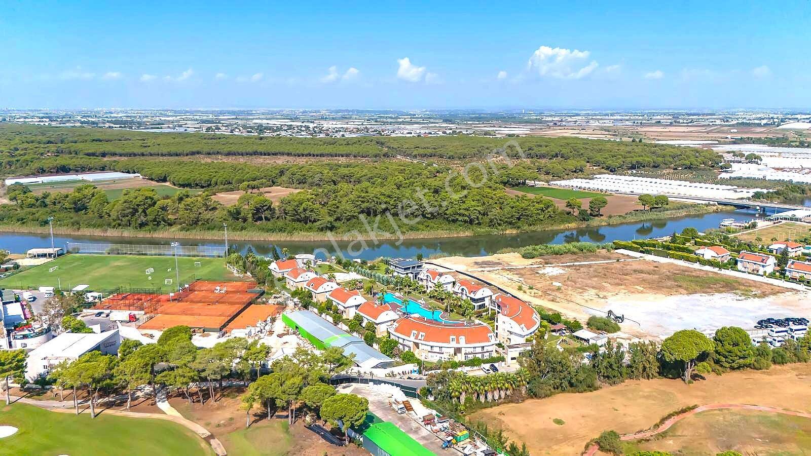 Antalya Kadriye’de Golf Sahasına Yakın Sitede Eşyalı 4+1 Villa - Görsel 8