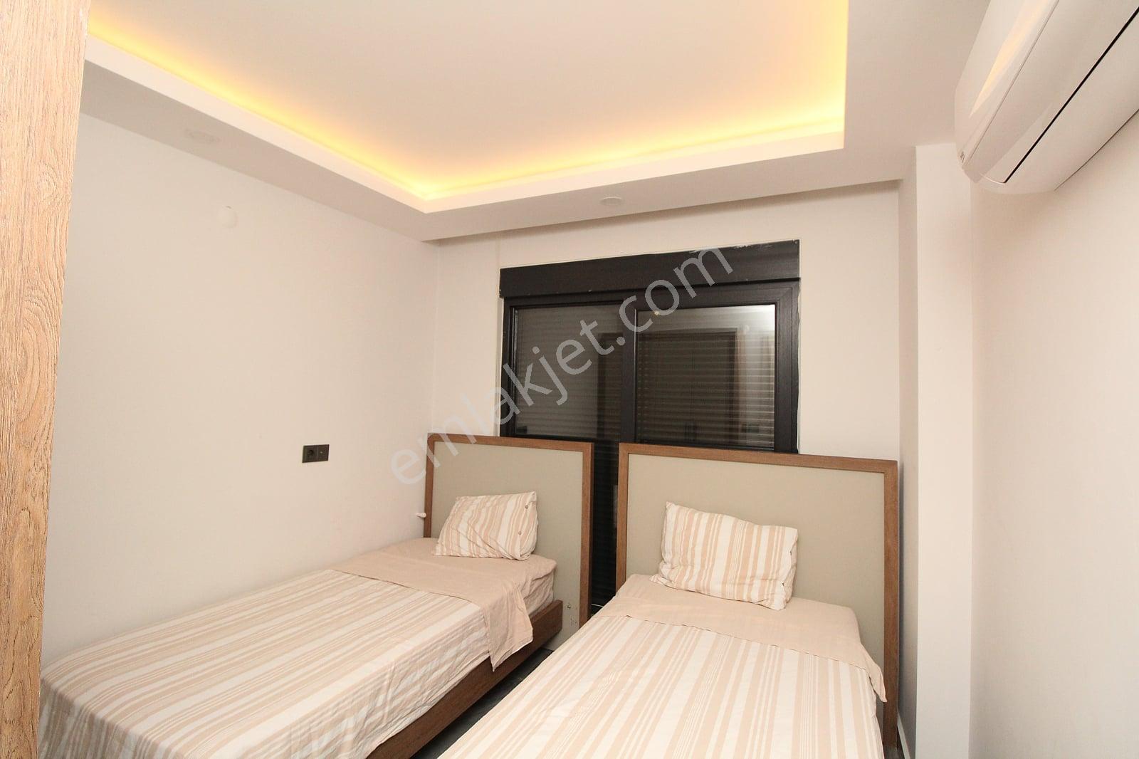 Antalya Kadriye’de Nitelikli Donanıma Sahip Müstakil Villa - Görsel 29