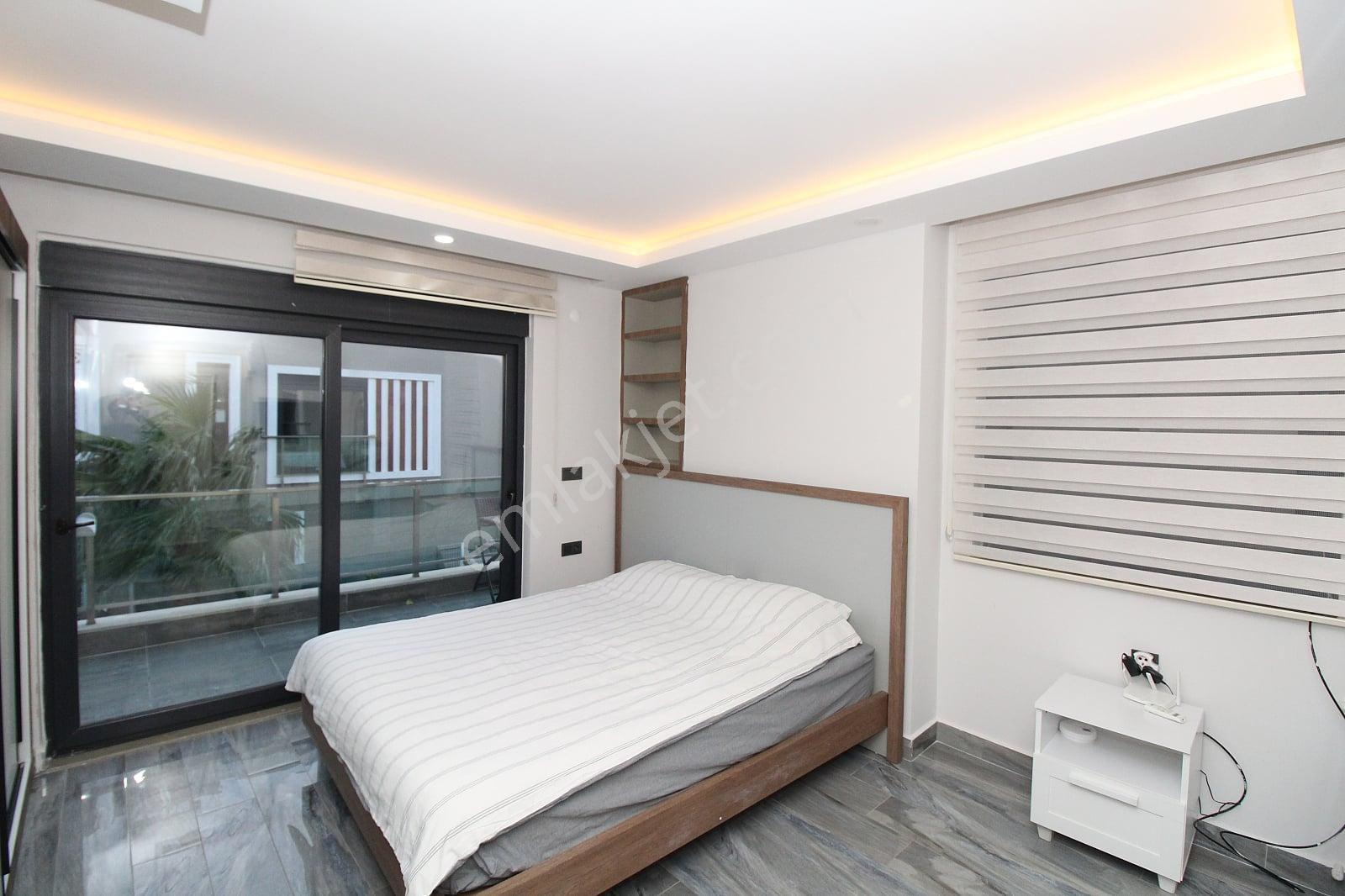 Antalya Kadriye’de Nitelikli Donanıma Sahip Müstakil Villa - Görsel 28
