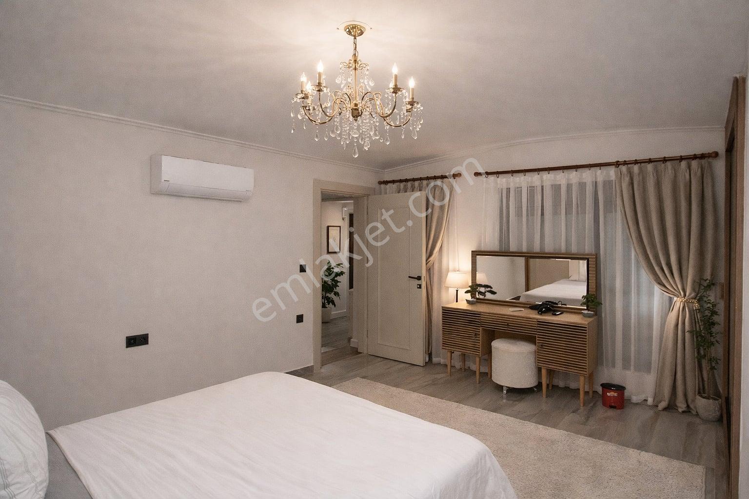 Antalya Kadriye’de Nitelikli Donanıma Sahip Müstakil Villa - Görsel 14