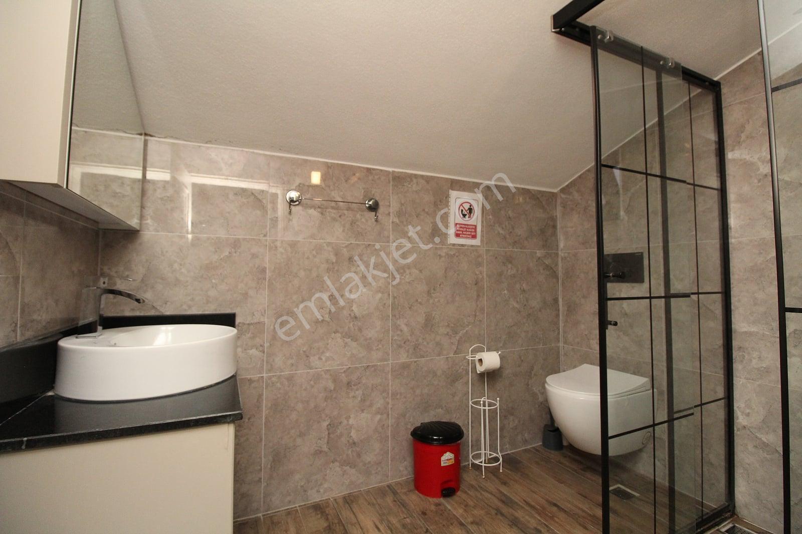 Antalya Kadriye’de Nitelikli Donanıma Sahip Müstakil Villa - Görsel 21
