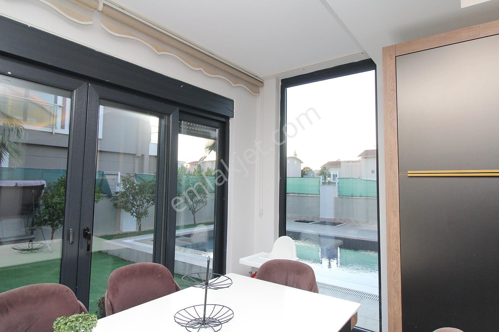 Antalya Kadriye’de Nitelikli Donanıma Sahip Müstakil Villa - Görsel 26