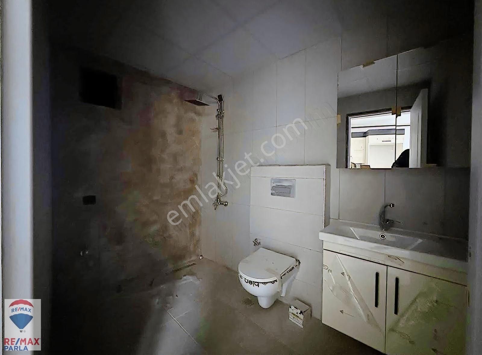 Deniz & Doğa Manzaralı Özel Tasarımlı Ara Kat 1+1 Fırsat Daire - Görsel 8