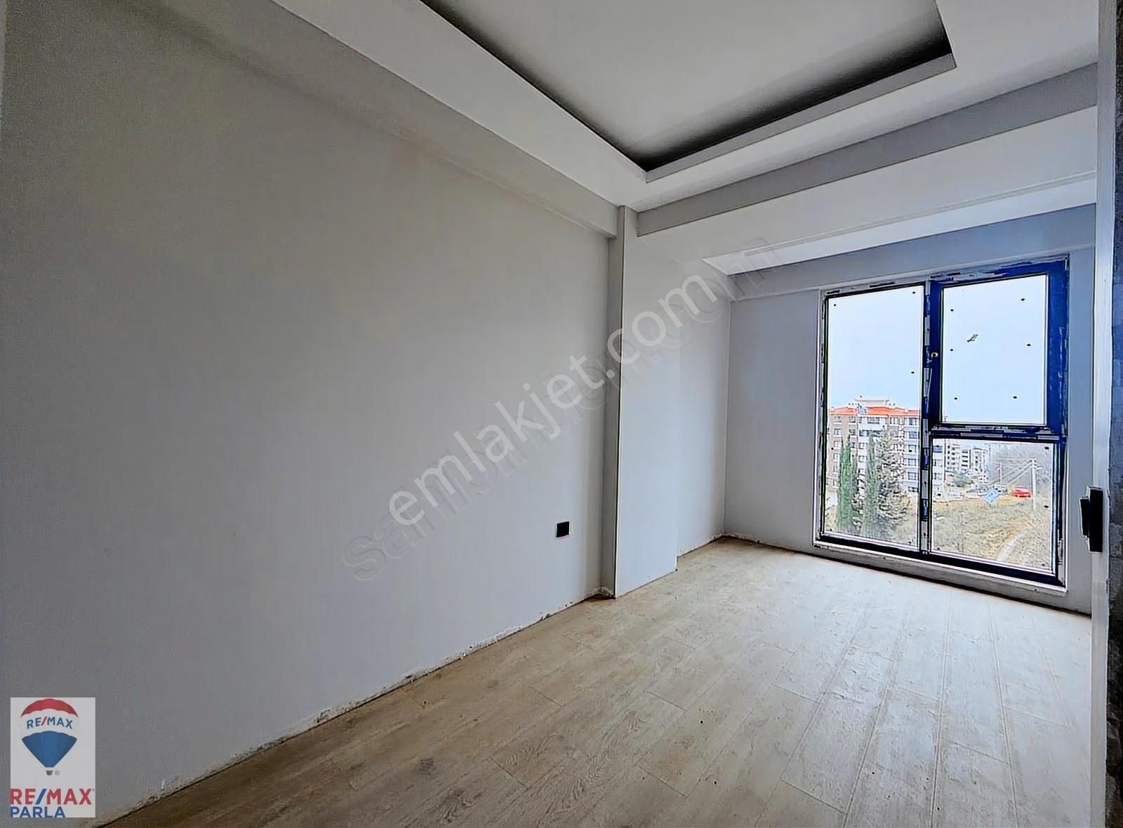 Deniz & Doğa Manzaralı Özel Tasarımlı Ara Kat 1+1 Fırsat Daire - Görsel 9