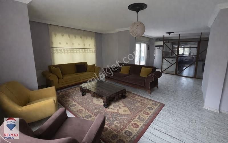 Remax M.kaan Ak | Körfez'de 20bin Tl Kiracılı Eşyalı 2+1 Daire! - Görsel 7