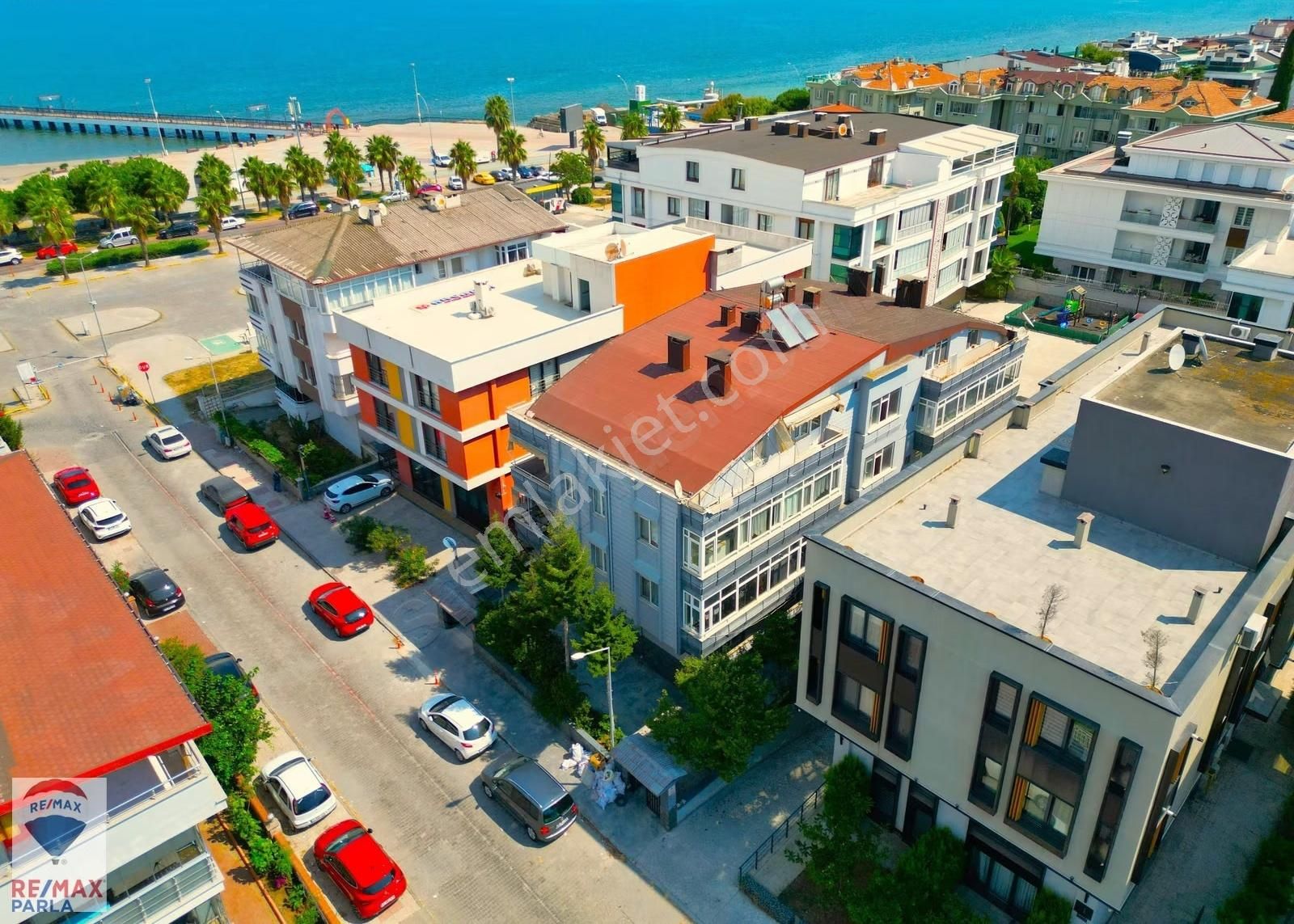 Remax Parla M.kaan Ak | Ömürevleri Sahil'de Migros Arkası 3+1! - Görsel 3