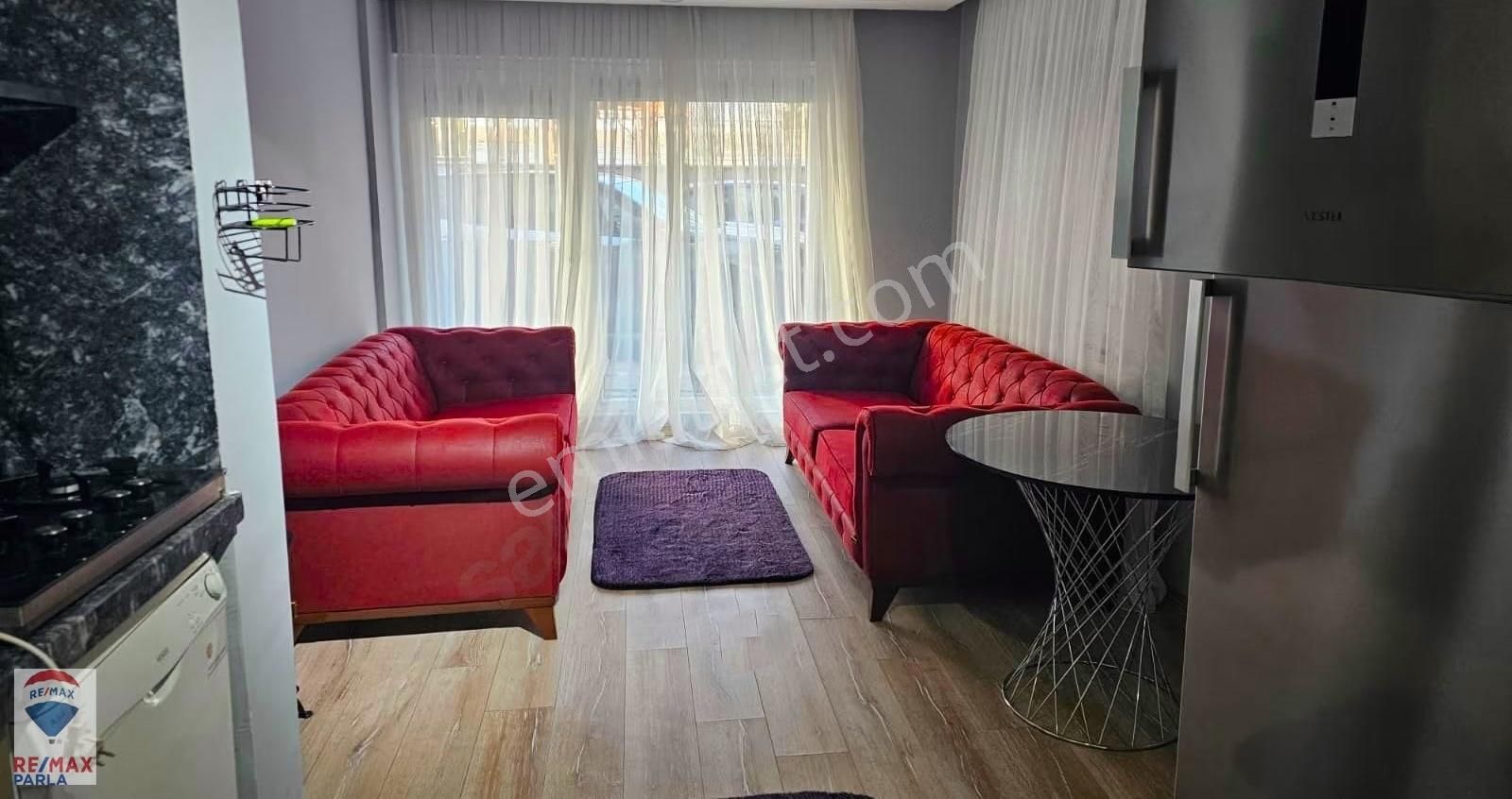 Remax Parla M.kaan Ak | Ömürevleri Sahil'de Migros Arkası 3+1! - Görsel 2