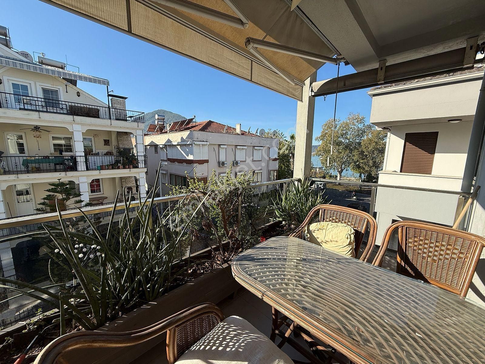 Fethiye’de Kordona Ve Olanaklara Yakın Lüks Eşyalı Daire - Görsel 19