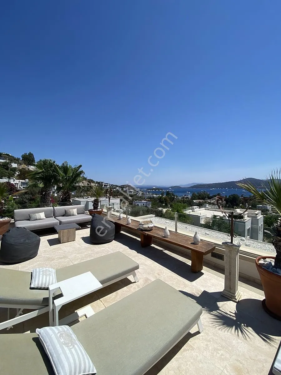 Bodrum Türkbükü’nün Kalbinde Deniz Manzaralı Müstakil Ev