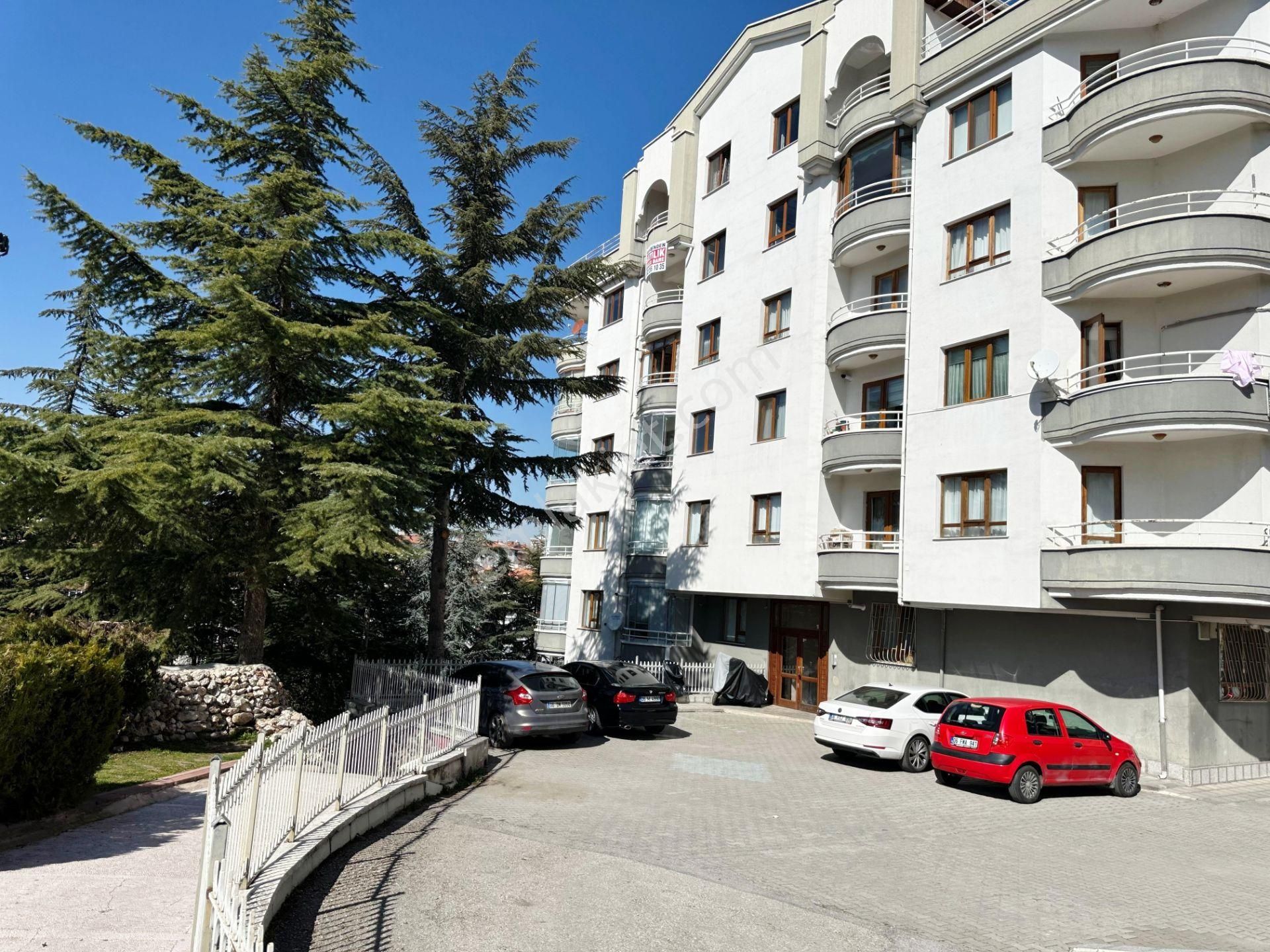 Barış Yolu'na Yakın Ankara Manzaralı Eşyalı 3+1 Geniş Daire - Görsel 26